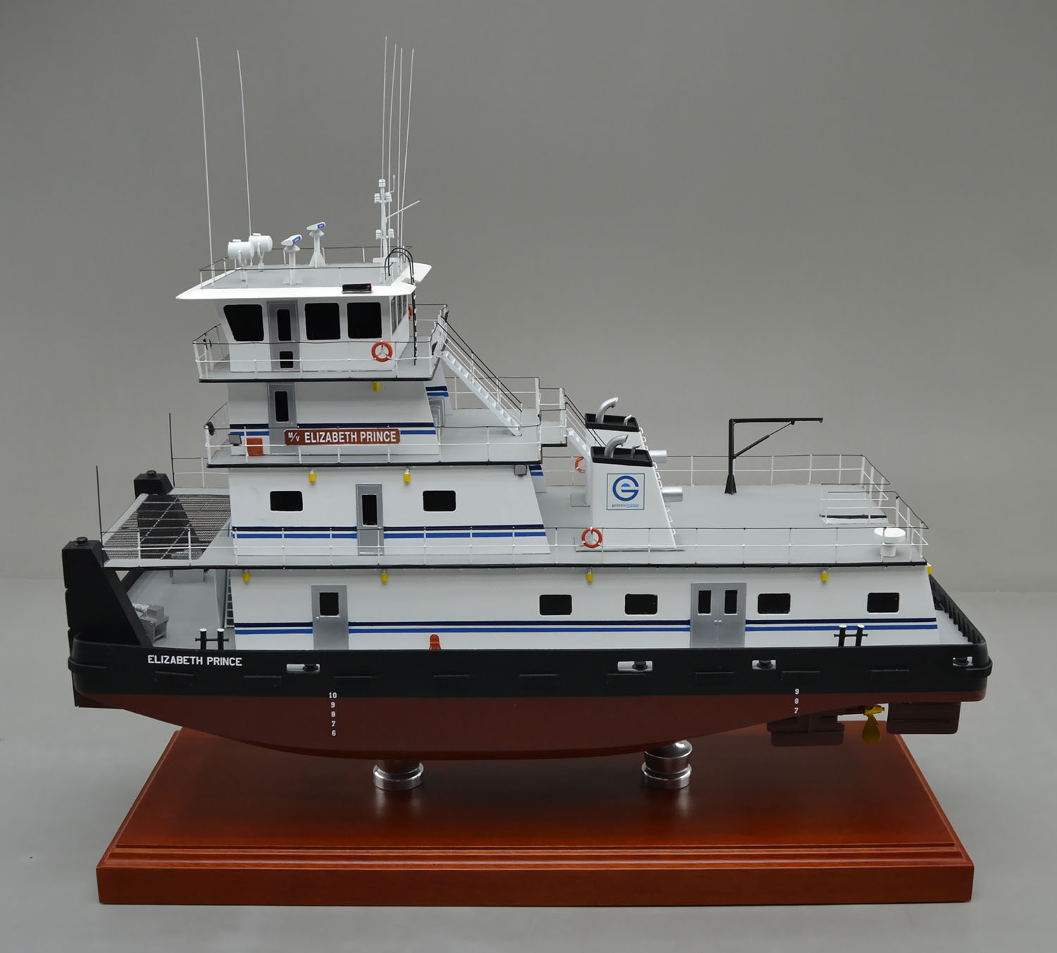 SD Model Makers > Commercial Vessel Models > Pushboat Models